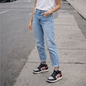 Nike Air Jordan 1 Mid Women 6.5 Black White High Top Sneakers Streetwear